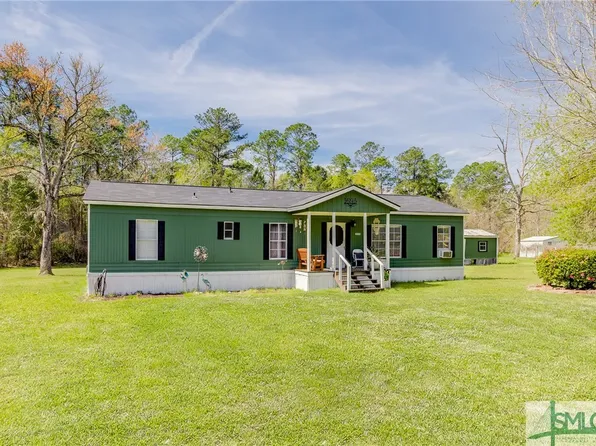 1695 Shumantown Road, Ellabell, GA 31308