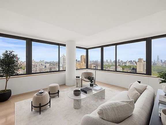 3rd image of 111 W 67th St #28DEF
