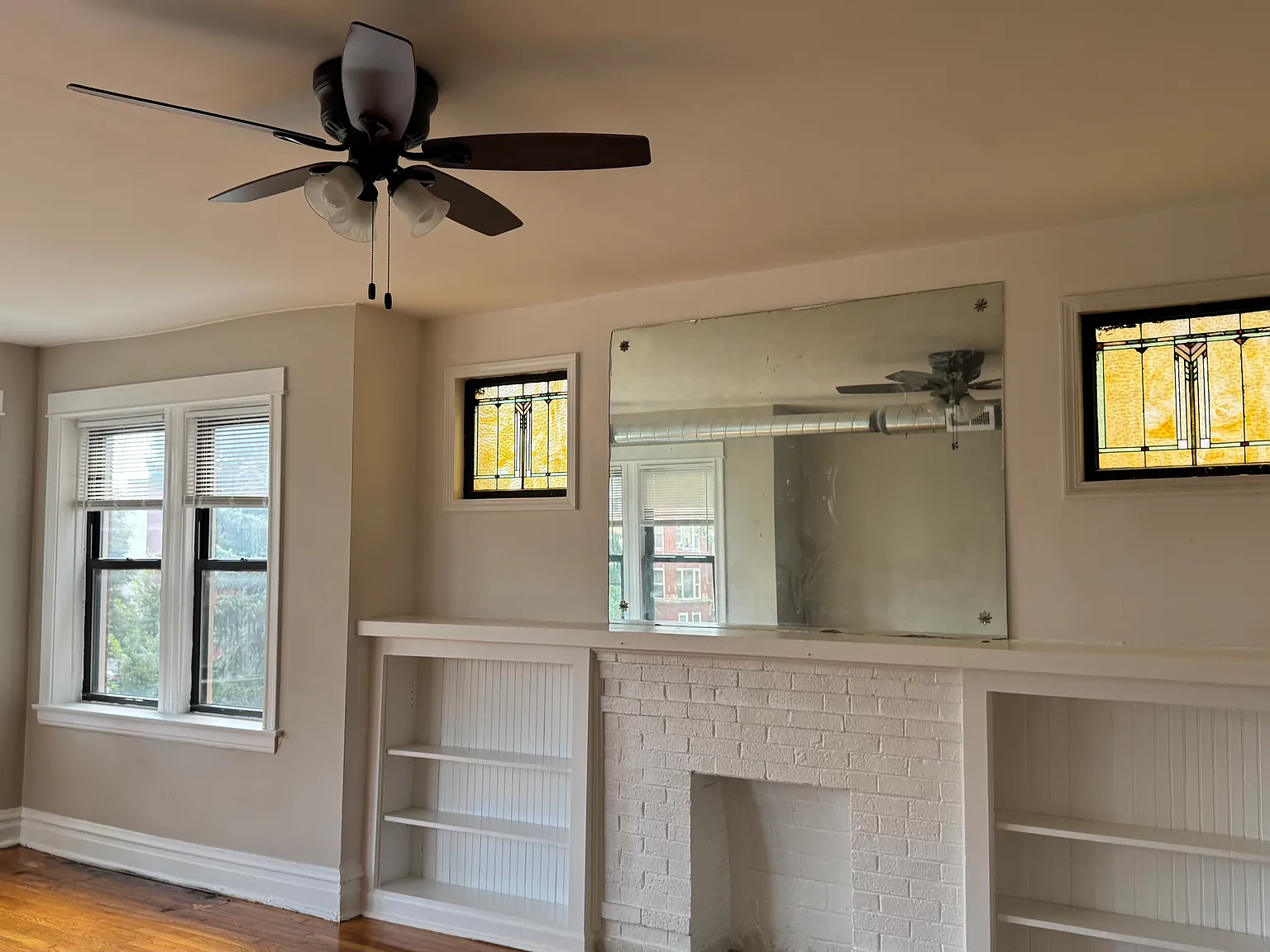 3 bed, 1400 sqft, $2,000 — Photo 2