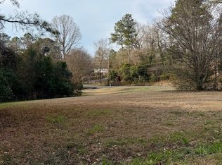 2009 Green St, Warner Robins, GA 31093