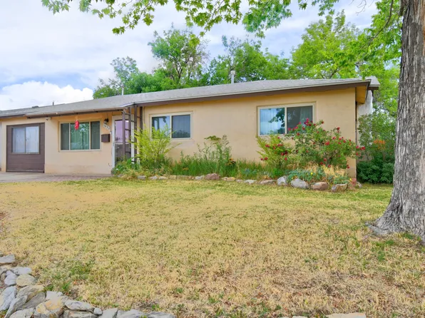 1020 Westerfeld Dr NE, Albuquerque, NM 87112