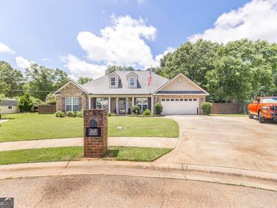 105 Library Ct, Kathleen, GA, 31047