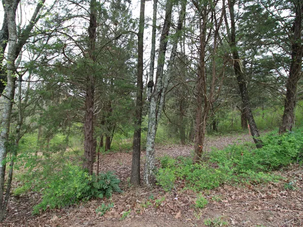 2550 Folkner Rd, Hixson, TN 37343