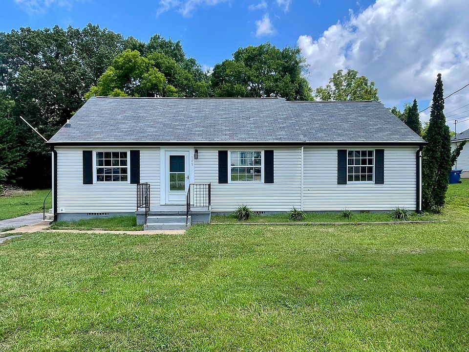 1st image of 109 Ellis Dr