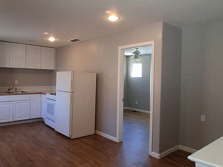 562 Ranger St — Photo 31