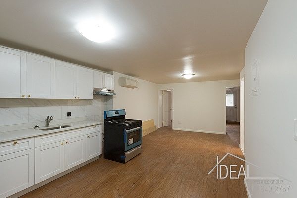 1st image of 135 14th St #1RF