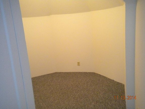 Small room attached to bedroom