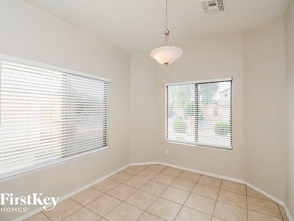 5th image of 2206 W Saint Charles Ave