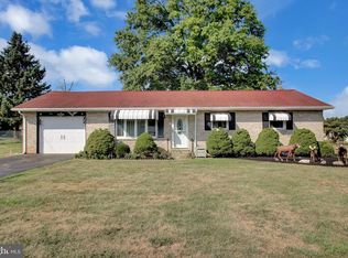 930 Forge Rd, Carlisle, PA 17015