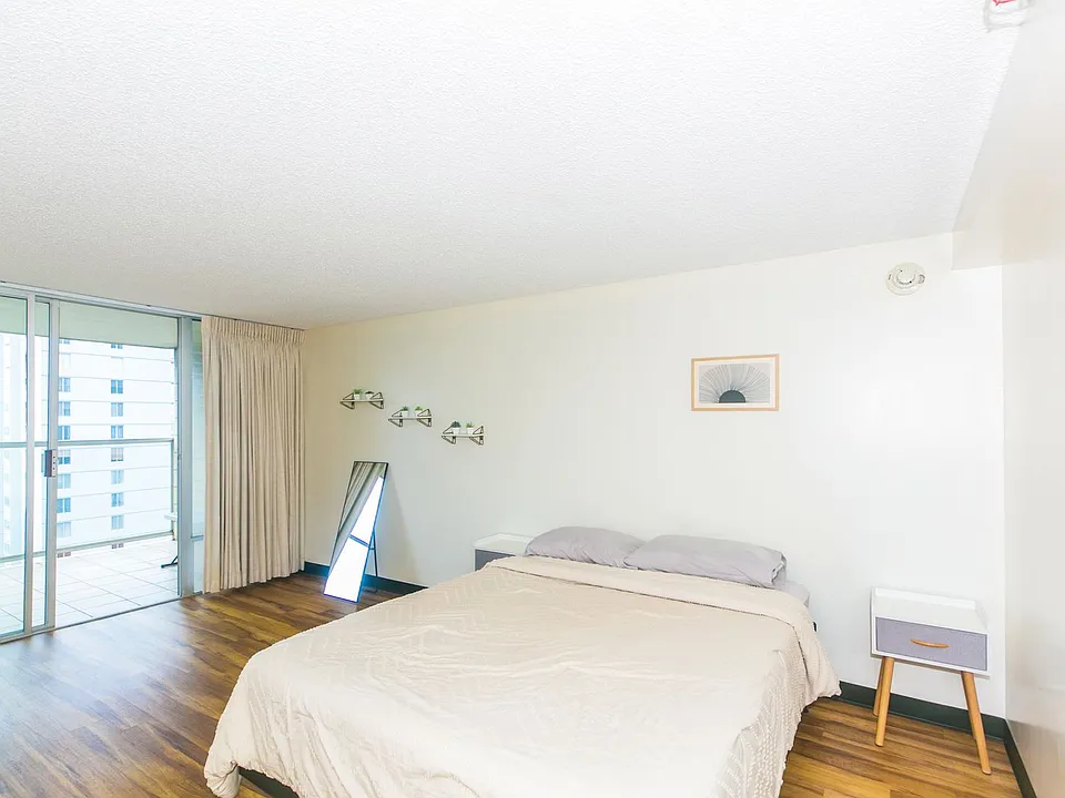 445 Seaside Ave #1616