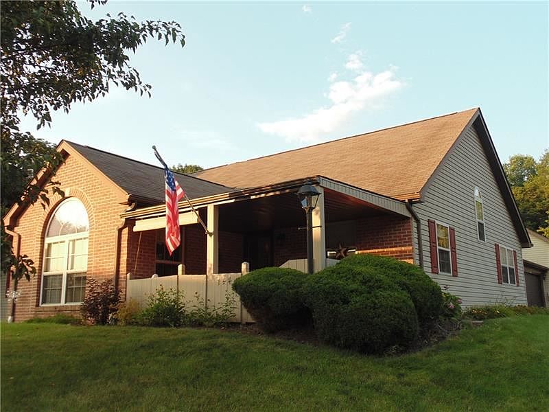 1st image of 144 Barrington Dr