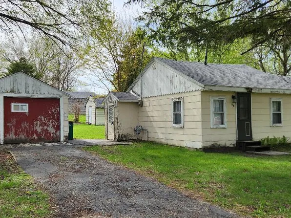 311 2nd Ave NW, Glenville, MN 56036