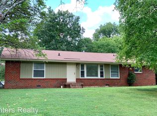 2016 Lance Rd NW, Huntsville, AL 35810