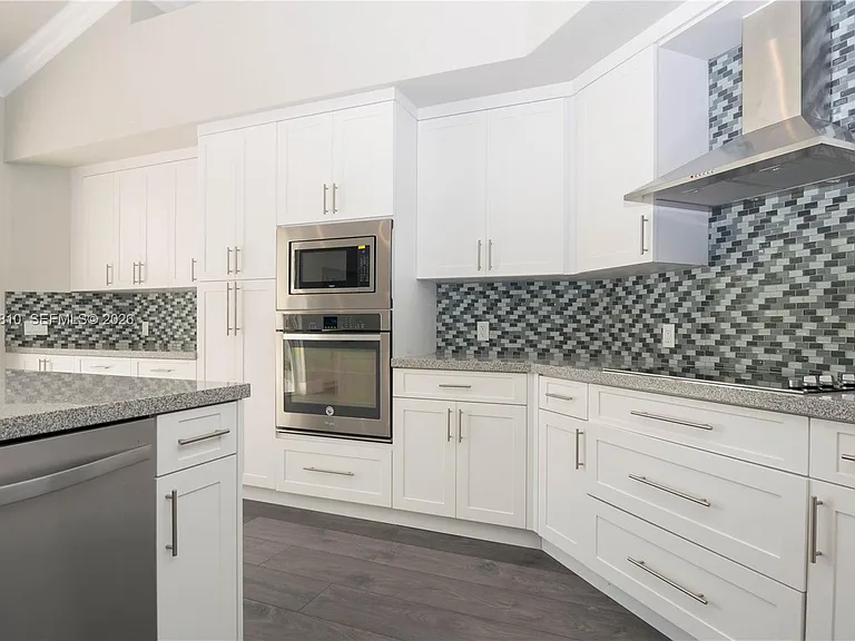 3799 Lancewood Dr — Photo 10