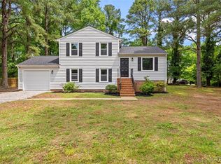 1121 Collingwood Dr, North Prince George, VA 23860