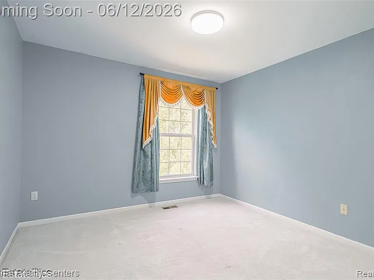 45149 Bartlett Dr — Photo 43