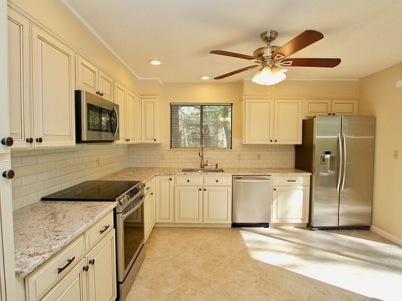5th image of 396 Heritage Hills A #A