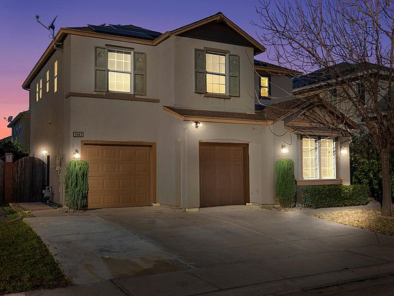 3rd image of Summerwind Ln