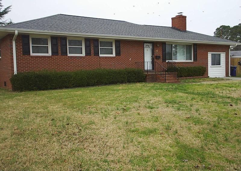 1st image of 6 Calvert Dr