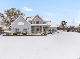 139 Siebert Rd, Lancaster, NY 14086