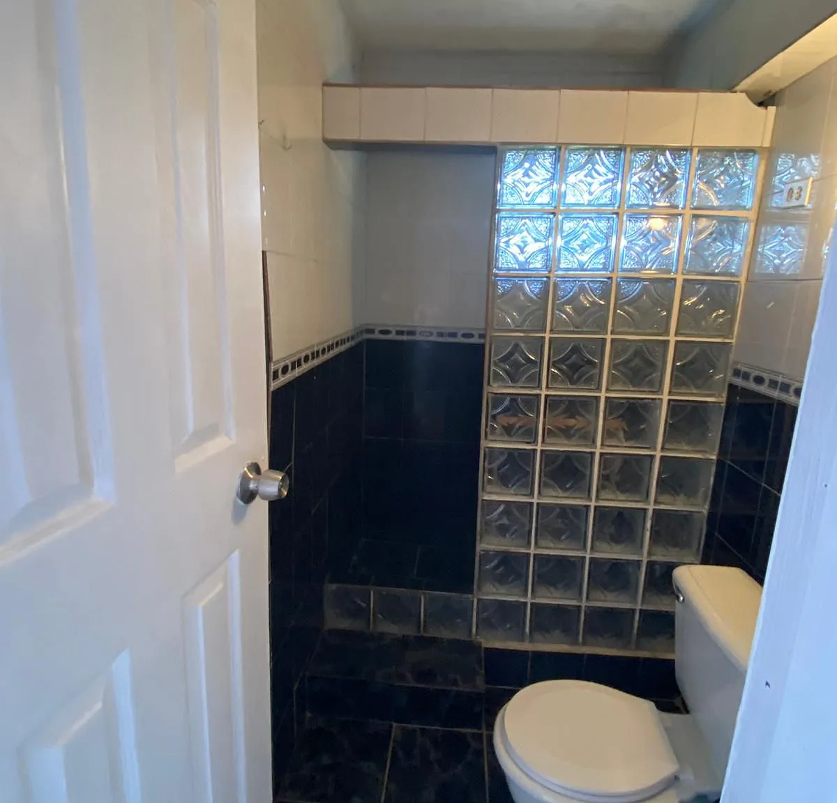 2 bed, 1300 sqft, $700 — Photo 4