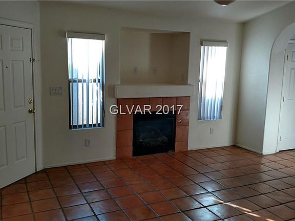 3rd image of 9652 Giddings Ave