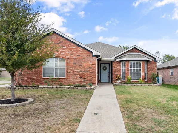 4813 Eagle Trace Dr, Fort Worth, TX 76244