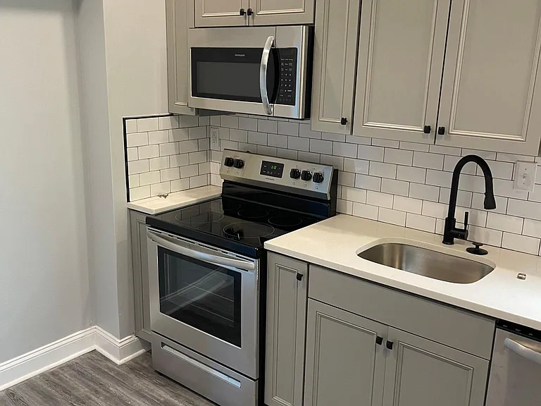4118 Powelton Ave #2 — Photo 3