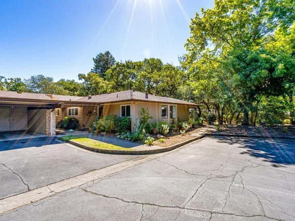 6492 Meadowridge Drive, Santa Rosa, CA 95409