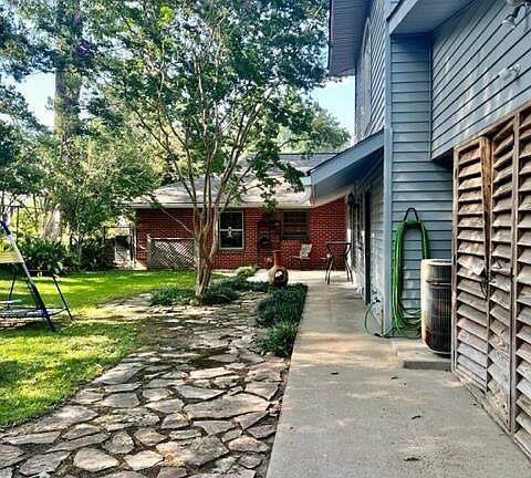 4th image of 35 Oakhurst Dr