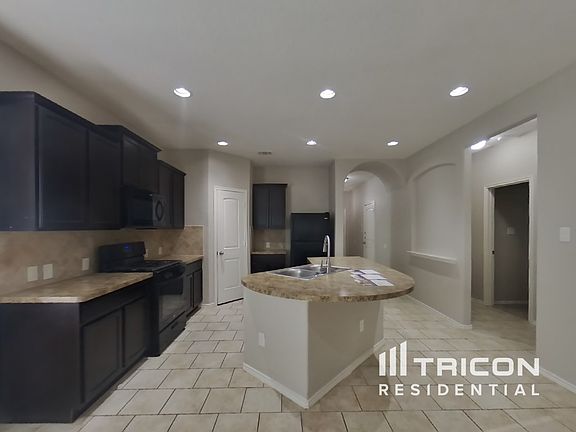 5th image of 9047 Kissena Park