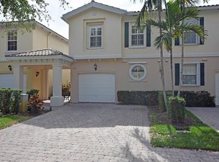 331 Salinas Dr, Palm Beach Gardens, FL 33410