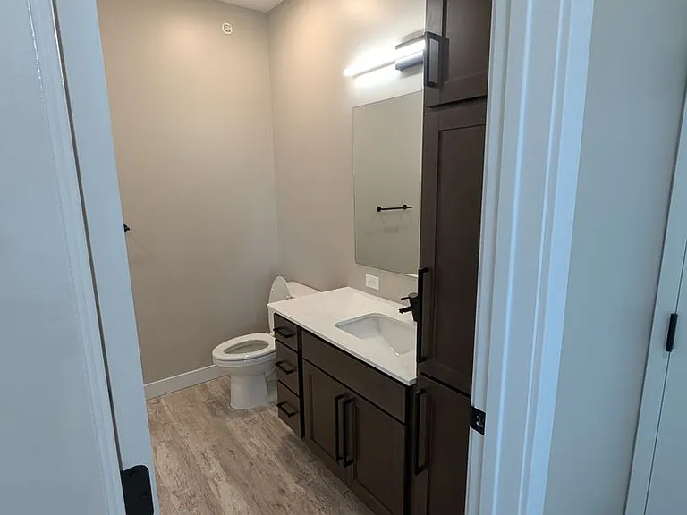 2404 Hudson Way — Photo 20