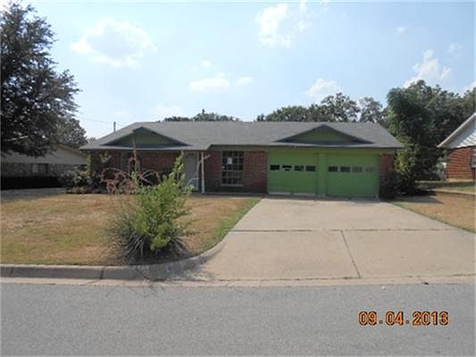 1st image of 4517 Dee Ln