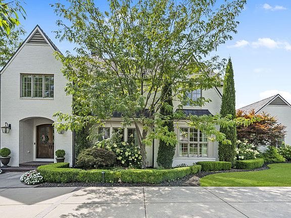 2nd image of 4035 E Glen Abbey Drive