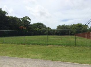 7050 SW 74th St, Miami, FL 33143