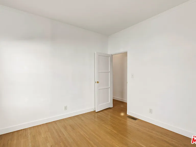 3429 Edgehill Dr #3 — Photo 24