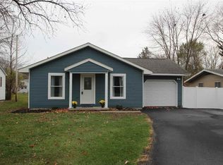 415 W Washington St, Galveston, IN 46932