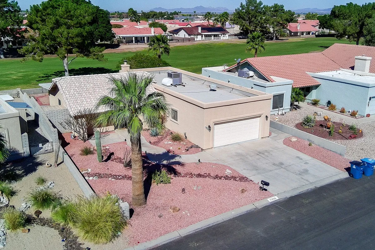 Building Photo - 10296 S Del Rico