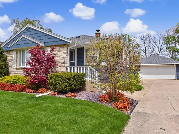 810 Carrington AVENUE, South Milwaukee, WI 53172