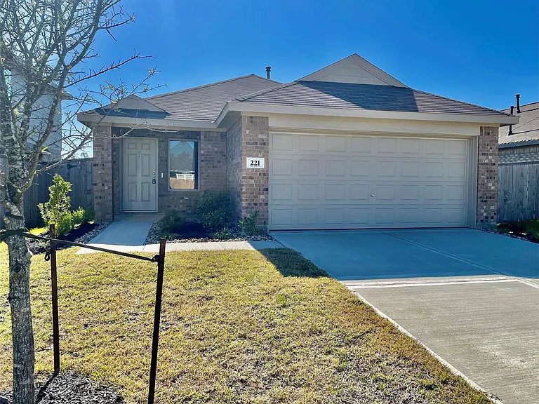 221 Crystal Bay Ln — Photo 5