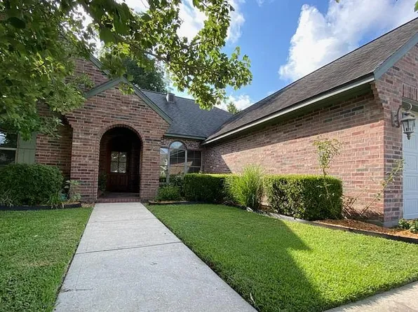 200 Masters Dr, Broussard, LA 70518