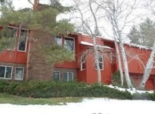 8453 S Kings Hill Dr, Salt Lake City, UT 84121