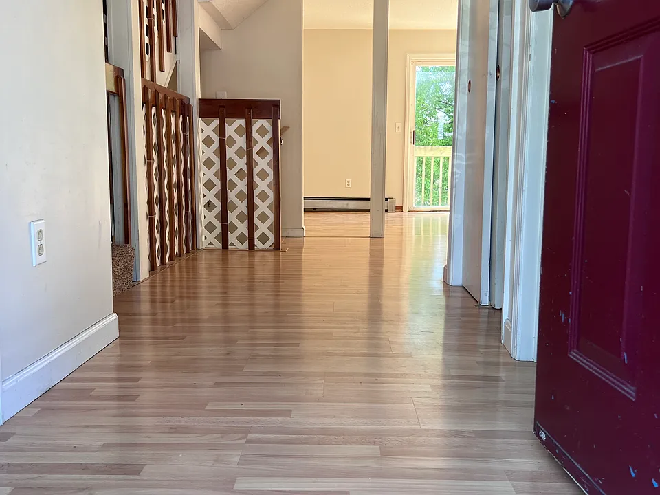 E13 Stonehedge Dr