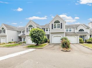 24 Rivendell Dr #24, Shelton, CT 06484
