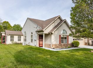 6021 Crystal View Dr, Indianapolis, IN 46237