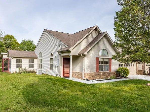6021 Crystal View Dr, Indianapolis, IN 46237