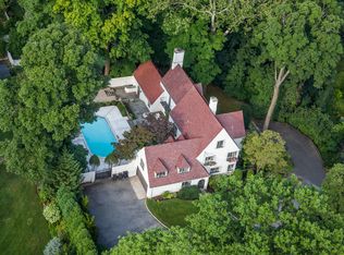 17 Wood End Ln, Bronxville, NY