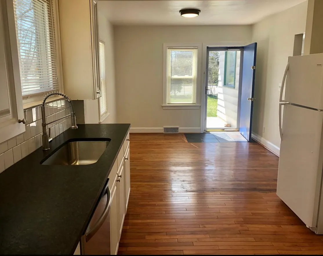 4 bed, 1700 sqft, $3,700 — Photo 3