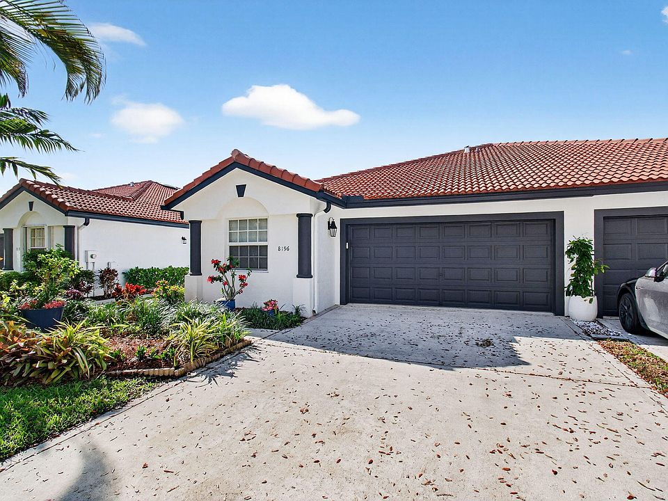 1st image of 8196 Vía Di Veneto